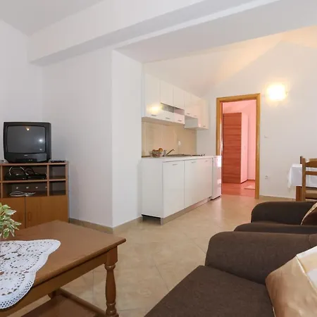 5, First Floor * Rogoznica