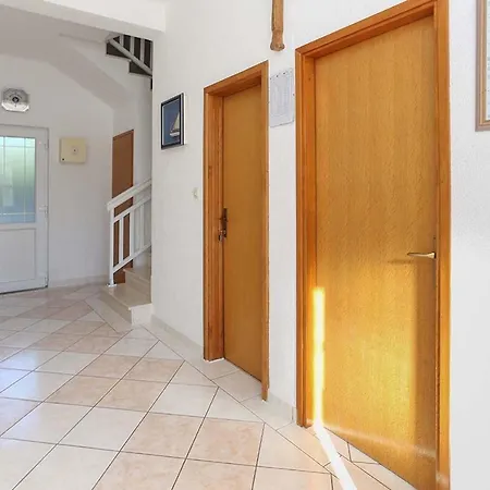 Apartman 5, First Floor *